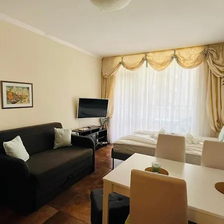 Apartman Abelia а-21 Sunny Napospart